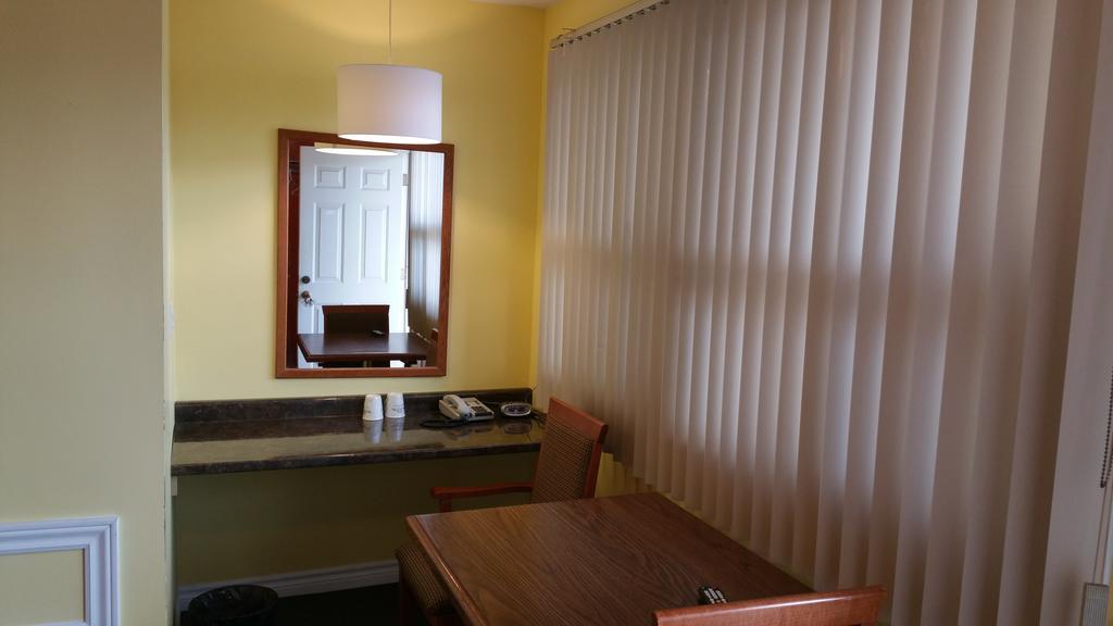 לימינגטון Rymal'S Motel מראה חיצוני תמונה